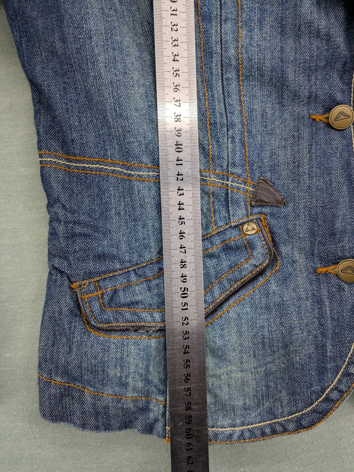 Authentic Clothing Company blue jeans blazer with contrast stitching and button closure.