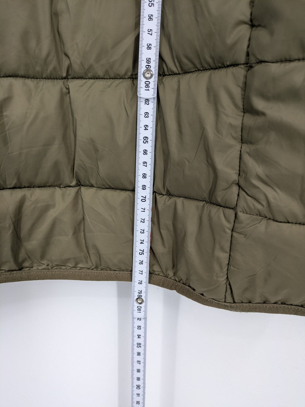 up2 fashion khaki puffer jacket with fixed hood, lightweight quilted design, full zipper