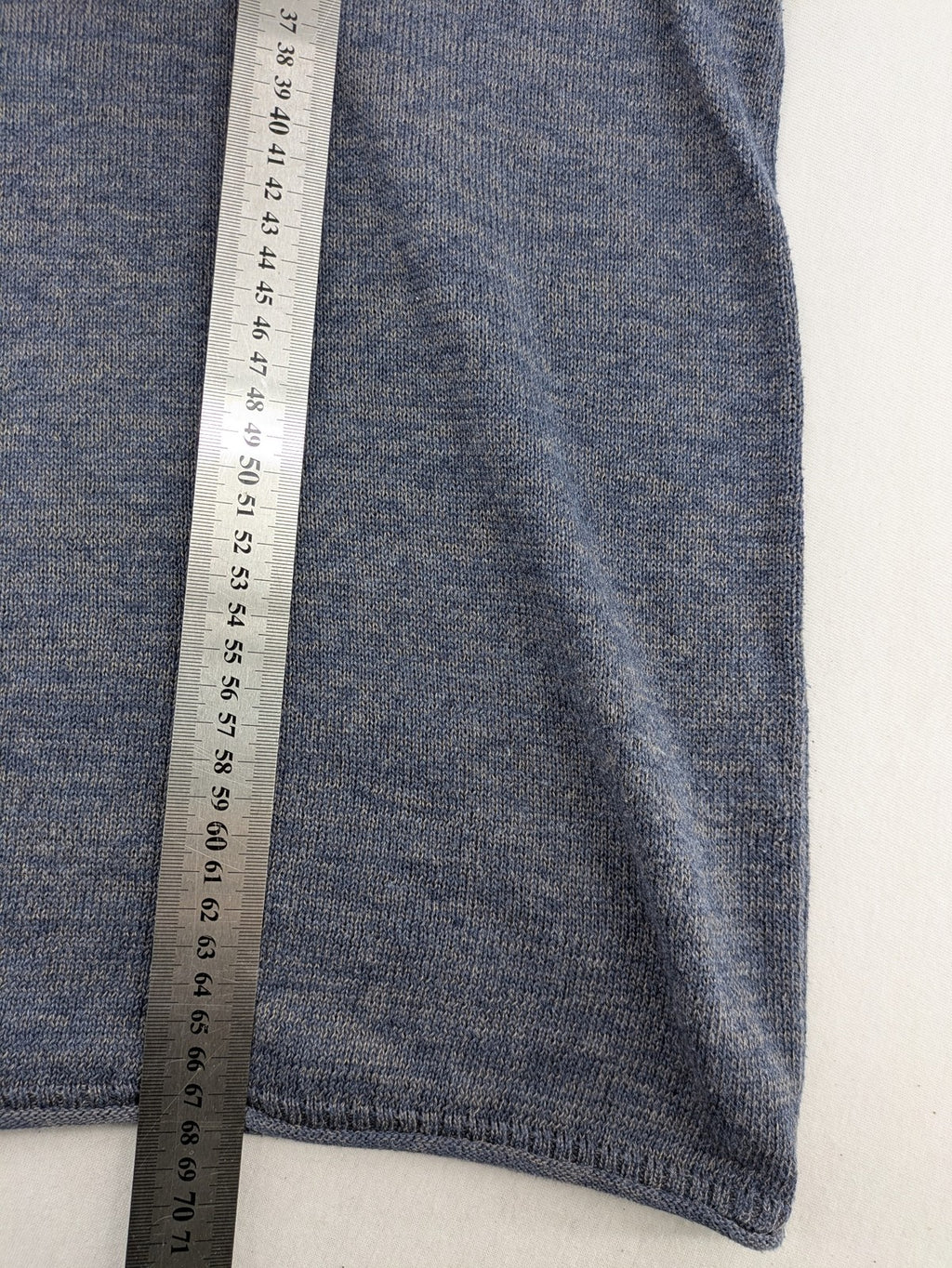 Blend turtle neck jumper blue melange with long raglan sleeves and fine ribbed edges.