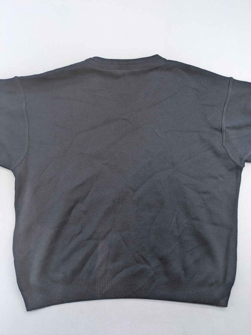 Louis Fashion grey turtle neck jumper with V-neck and ribbed cuffs.
