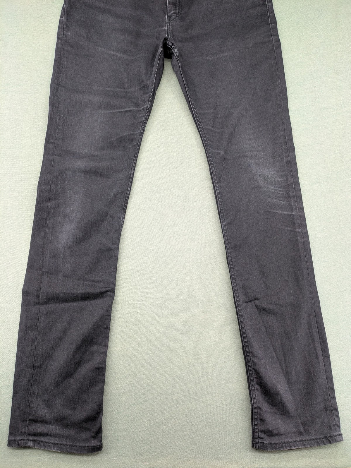 Tommy Hilfiger grey straight jeans faded denim with iconic logo detail.