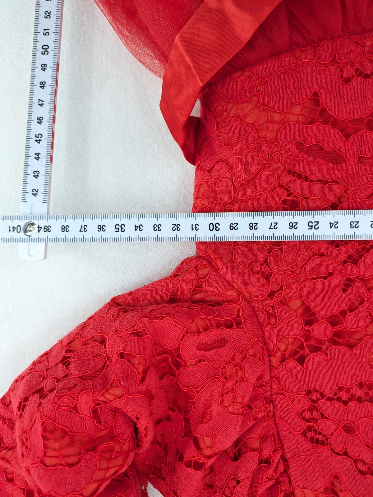 Perfekt red bridal party dress with floral lace bodice and tulle skirt, pearl embellishments.