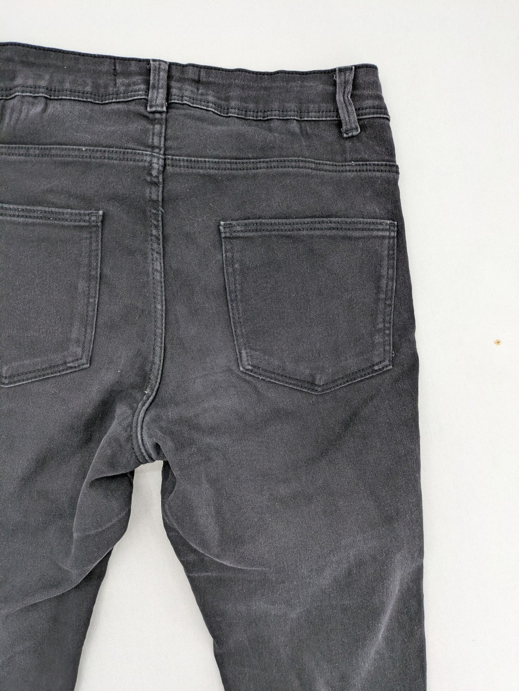 Primark grey skinny jeans 5-pocket style with logo and stretch cotton blend material.