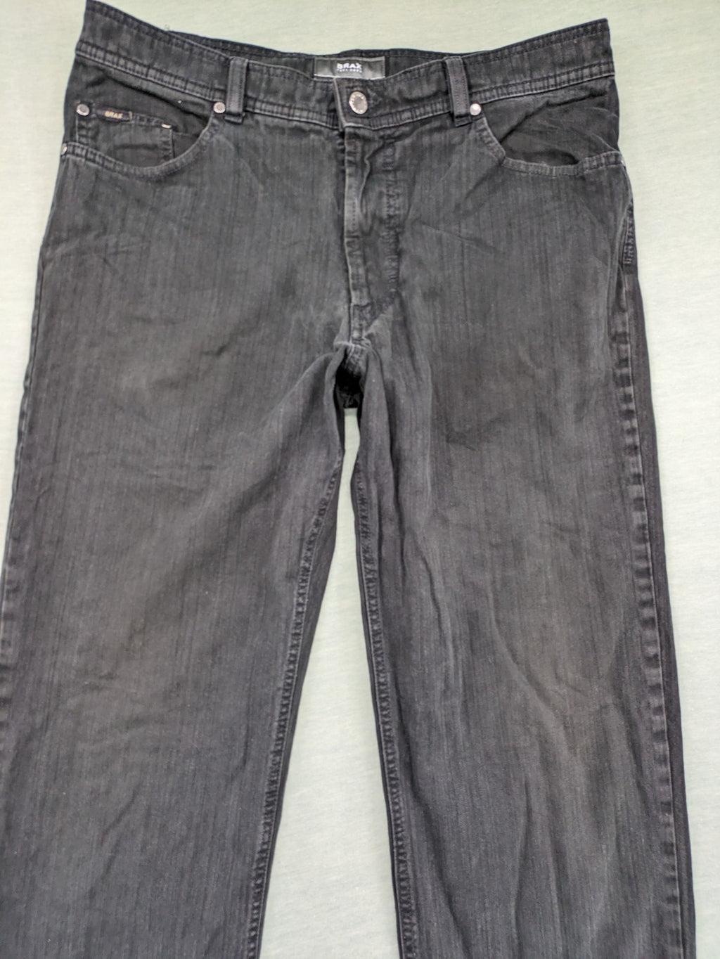 BRAX straight jeans black washed 5-pocket design with zipper and button closure
