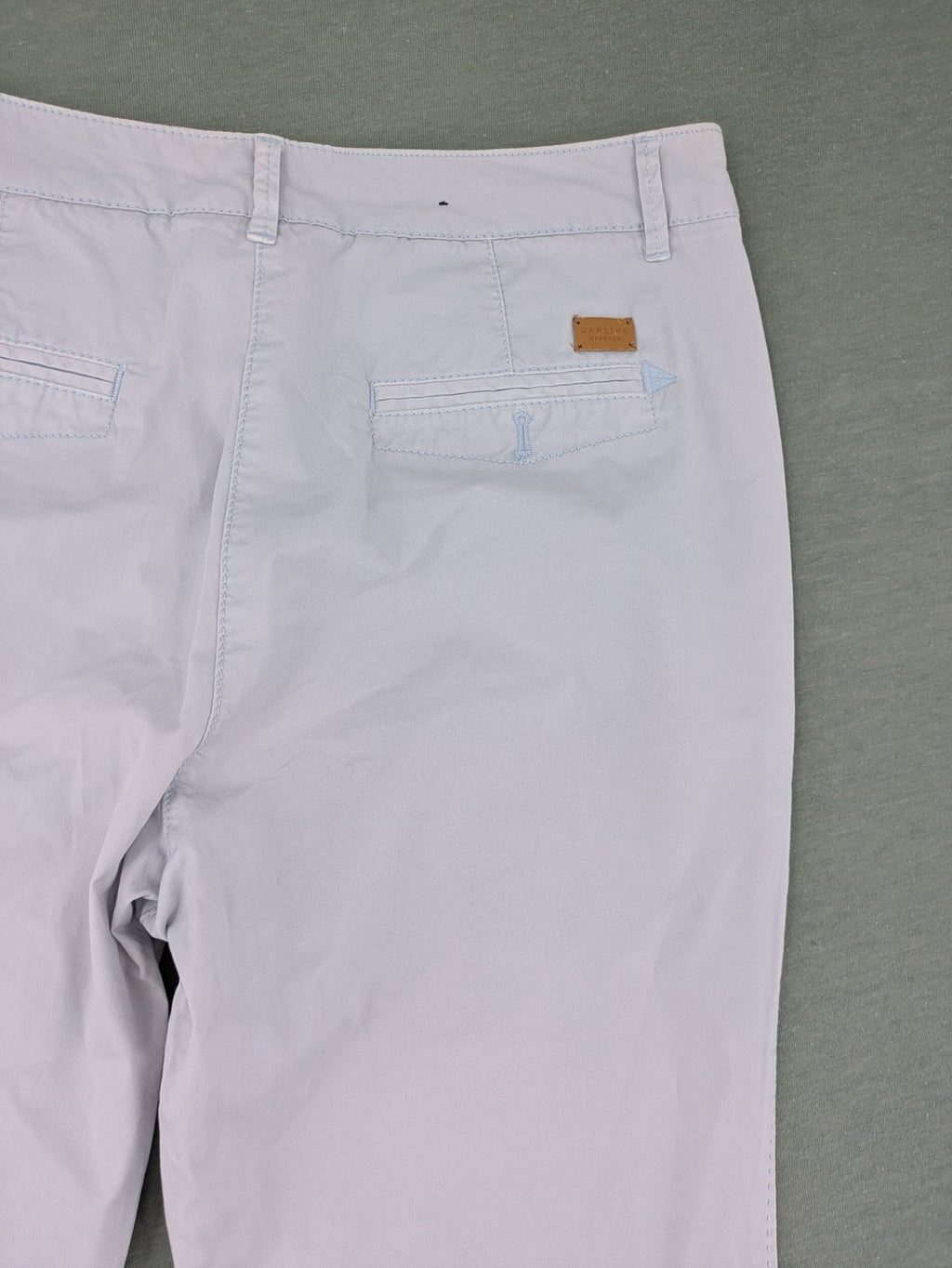 Darling Harbour white chino pants with patterned pocket lining and stretch cotton material.