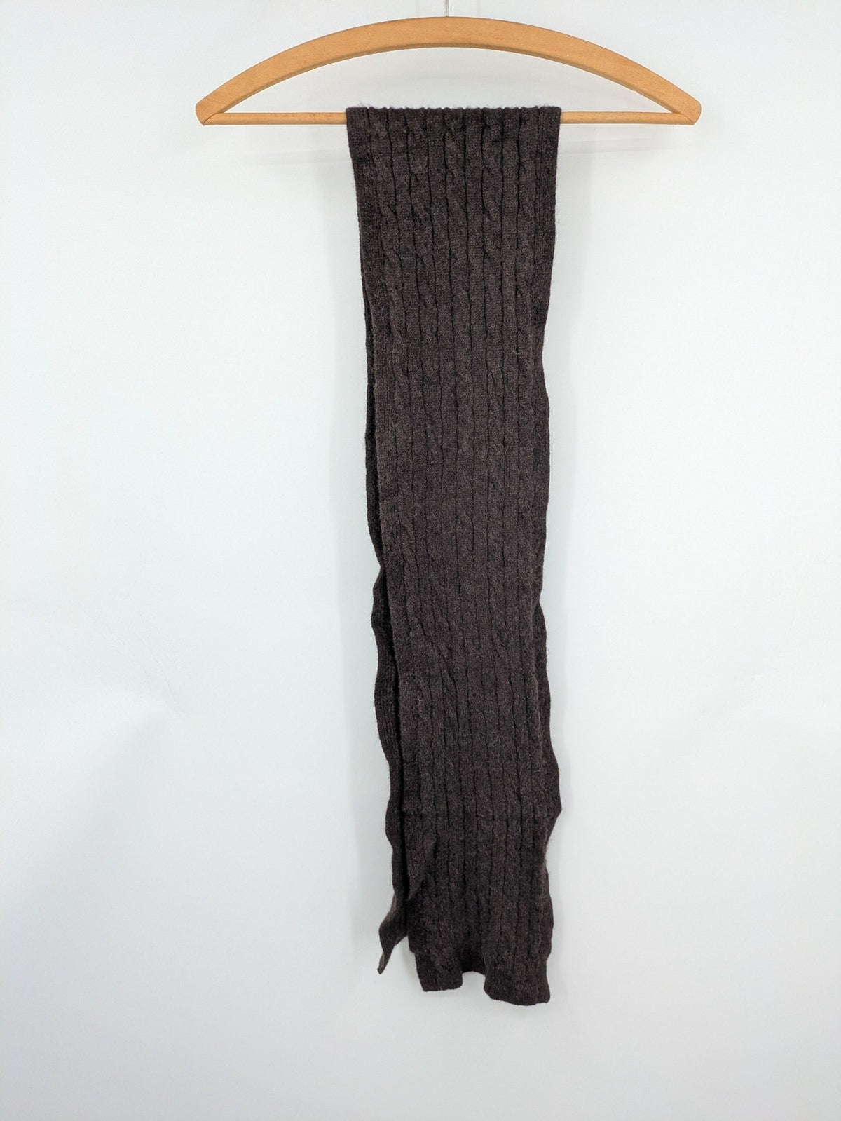 Marlon brown cashmere scarf with classic cable knit pattern for winter warmth.