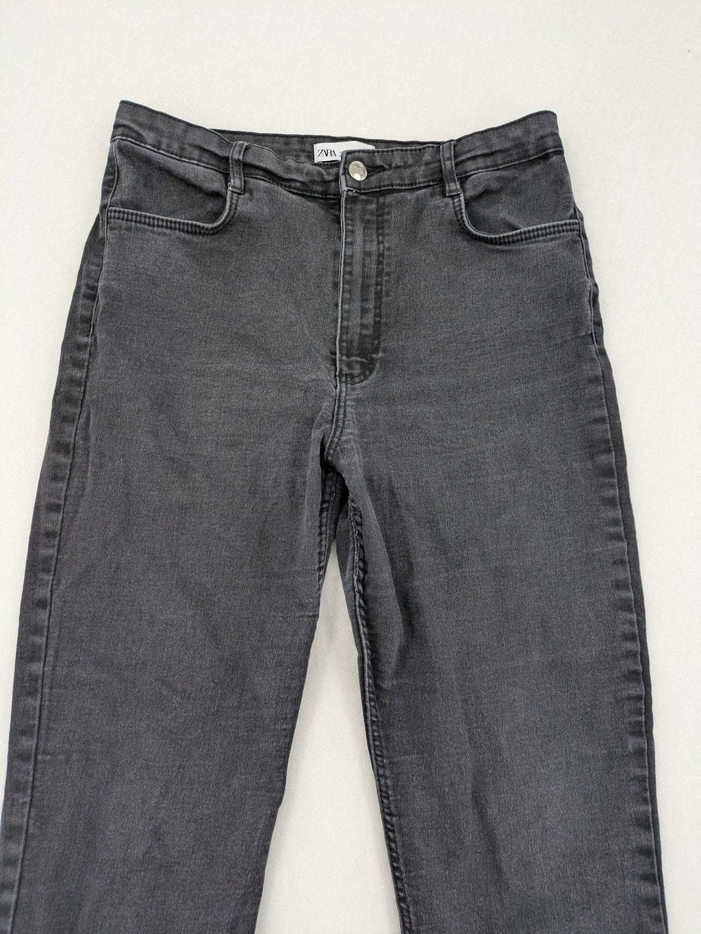 Zara high waist mom jeans faded black classic 5-pocket design stretch denim