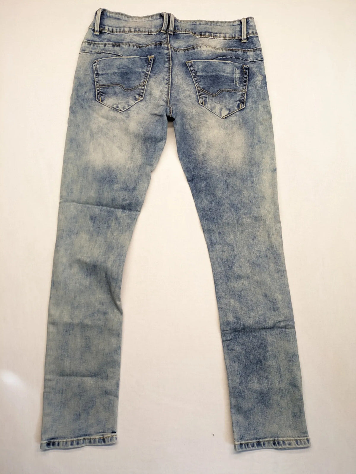 ONE LOVE DENIM blue straight jeans with distressed details and double button closure.
