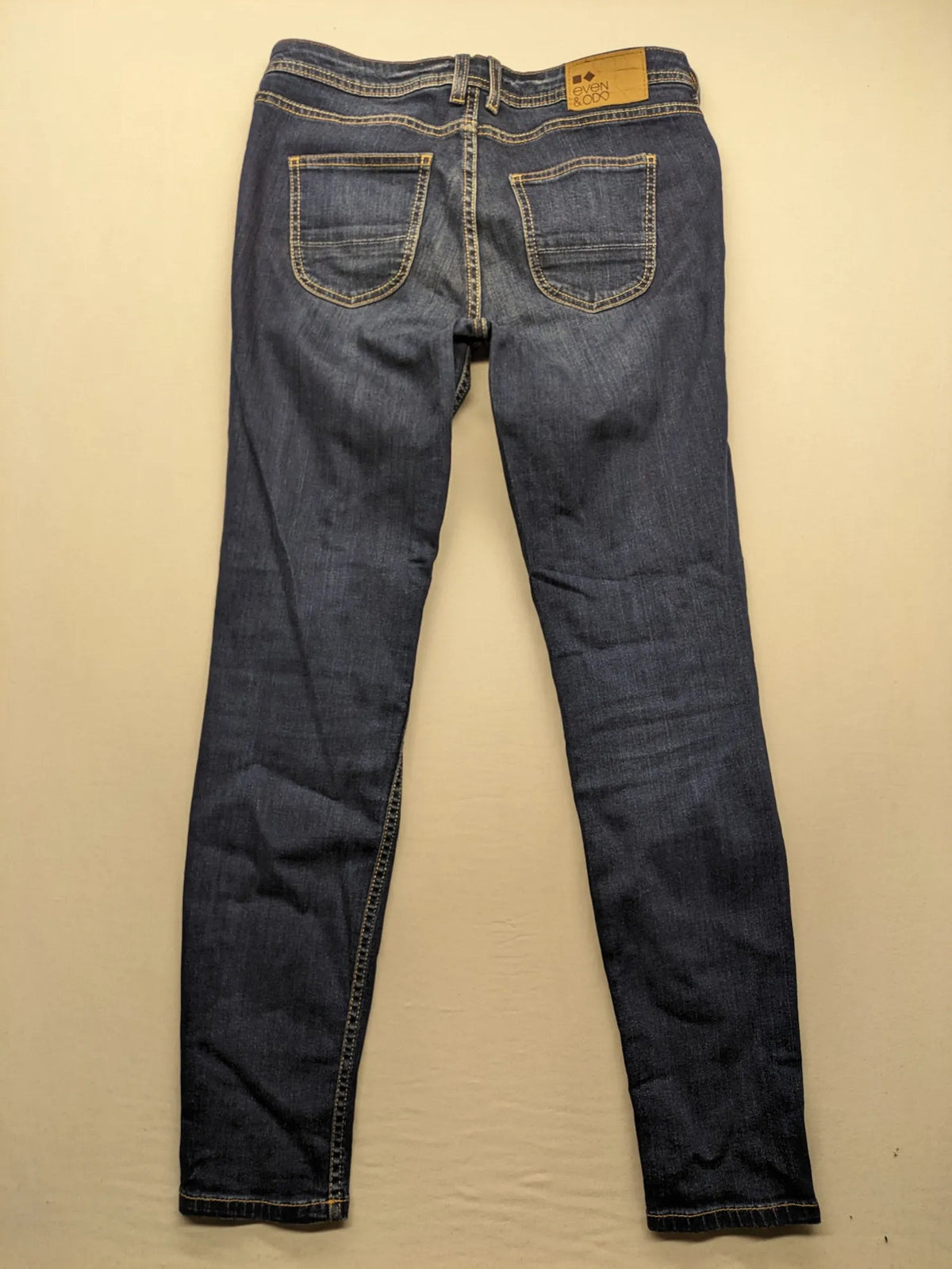 Even & Odd blue skinny jeans with five-pocket design and stretch denim material.