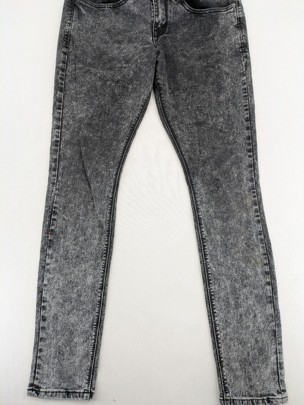 Pull&Bear black acid wash straight jeans slim fit with faded denim texture.