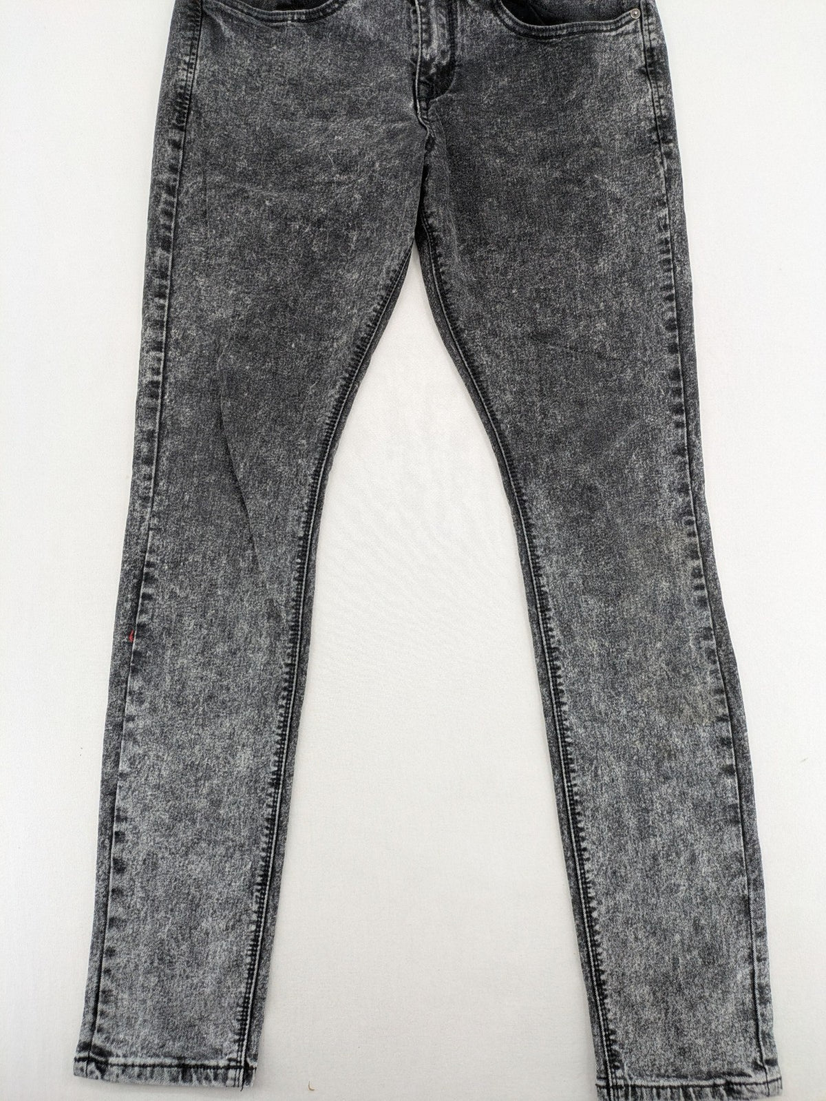 Pull&Bear black acid wash straight jeans slim fit with faded denim texture.