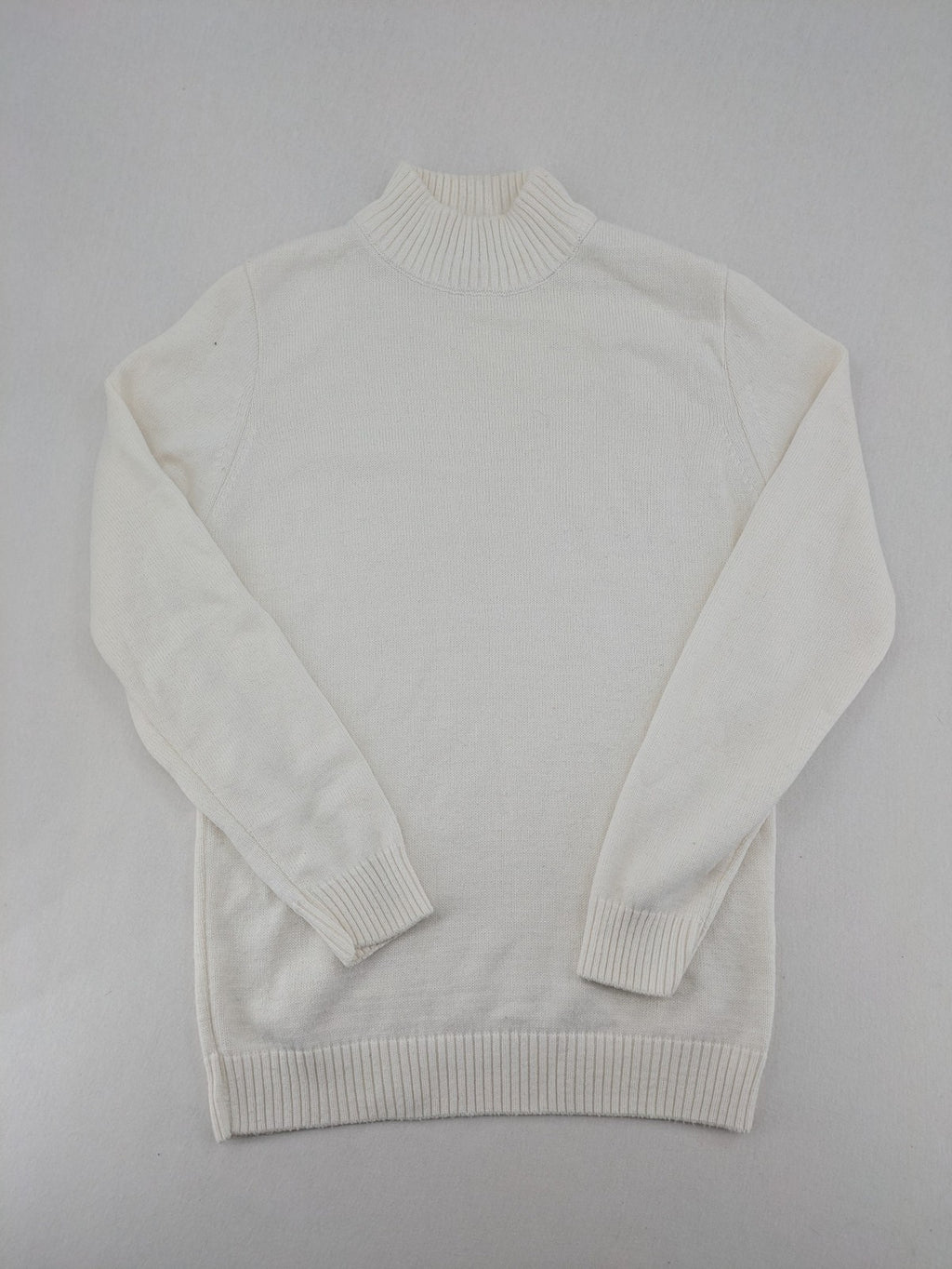 Parz Park white turtle neck jumper with ribbed collar and cuffs, soft acrylic material.