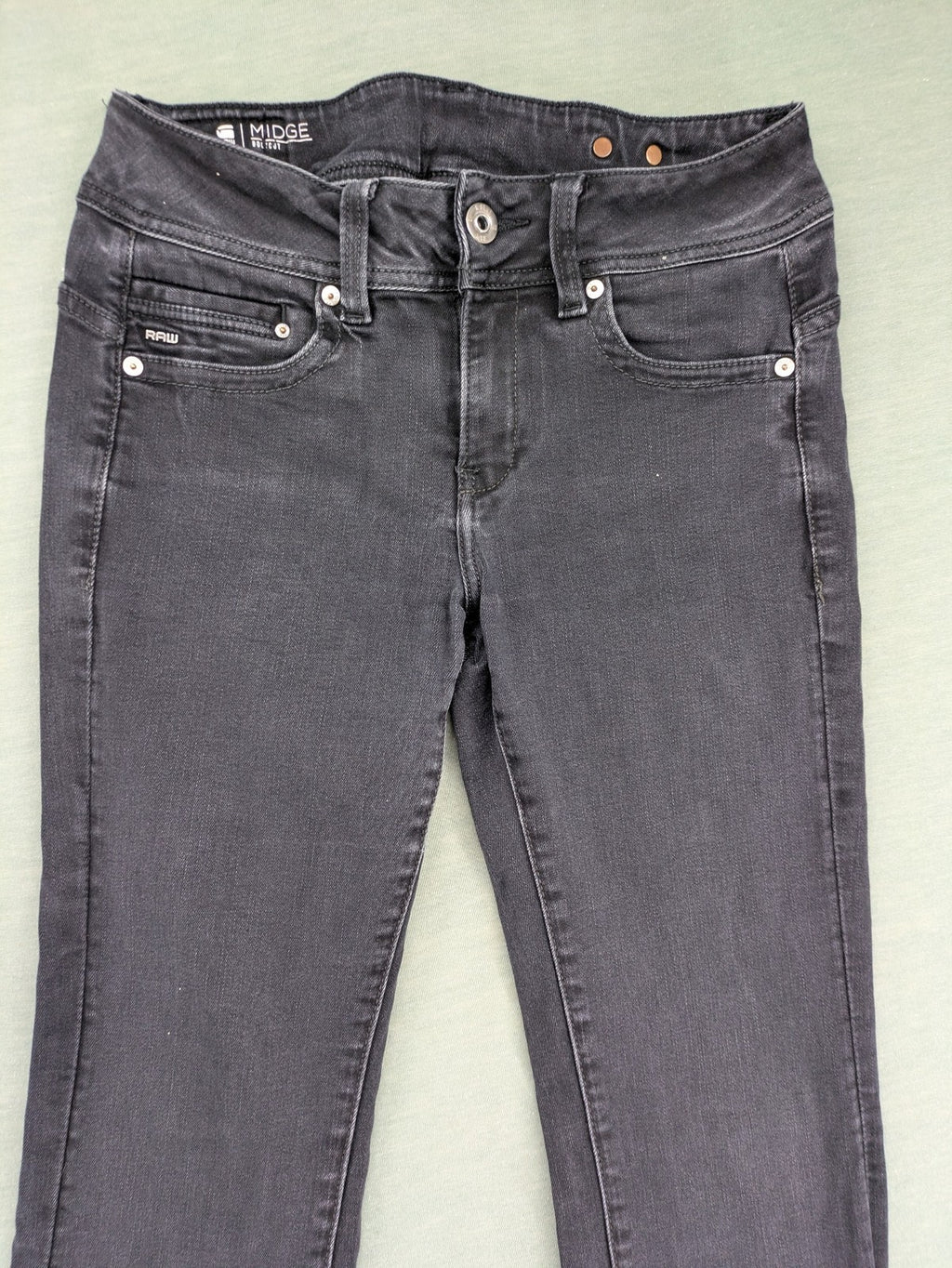 G-Star Raw grey straight jeans with 5-pocket design and logo detailing.