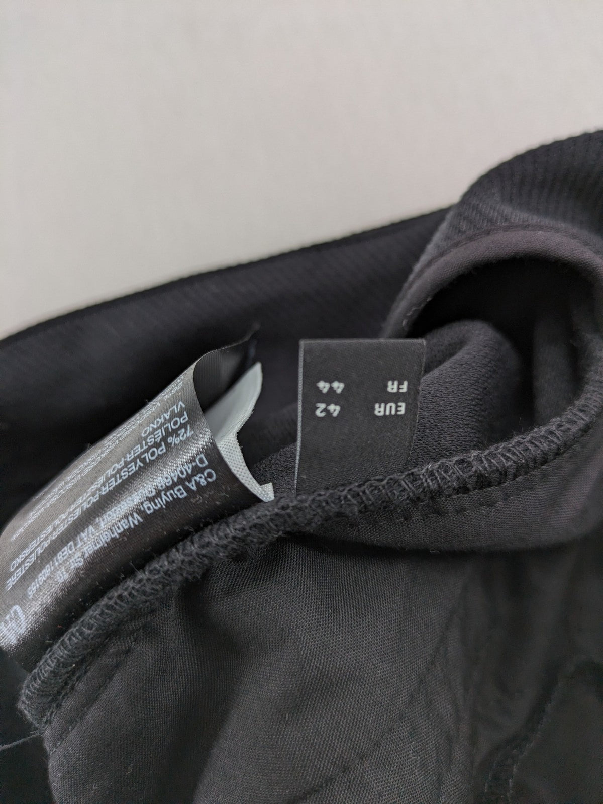 C&A grey culotte pants with wide leg and original tags, stylish and versatile.