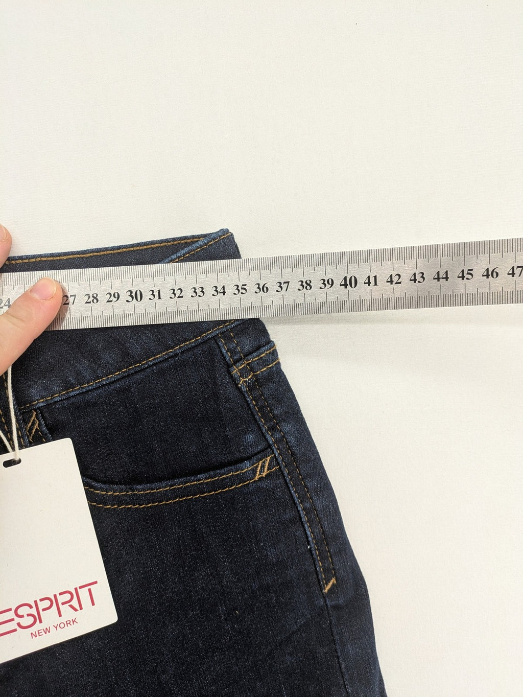 Esprit pink straight jeans classic 5-pocket style with contrasting stitching details