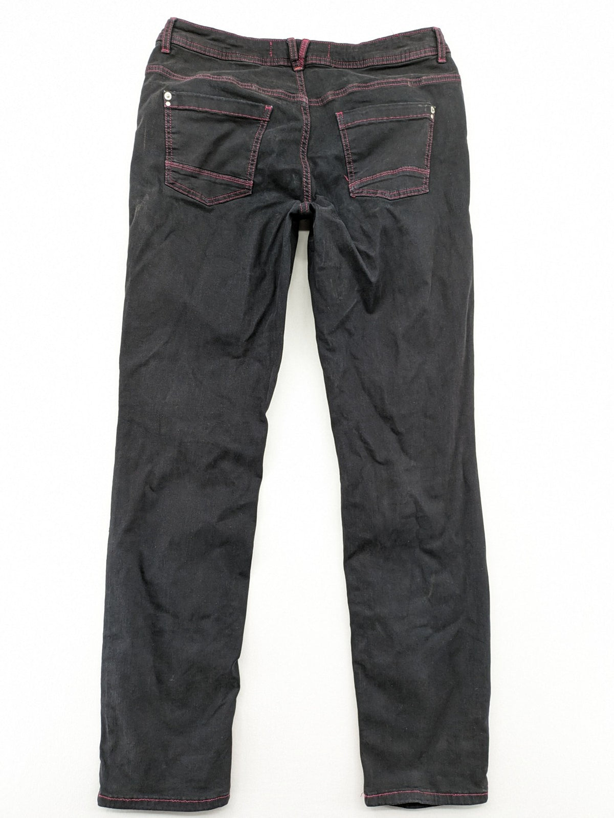 Denim black straight jeans with pink contrast stitching and classic 5-pocket style.