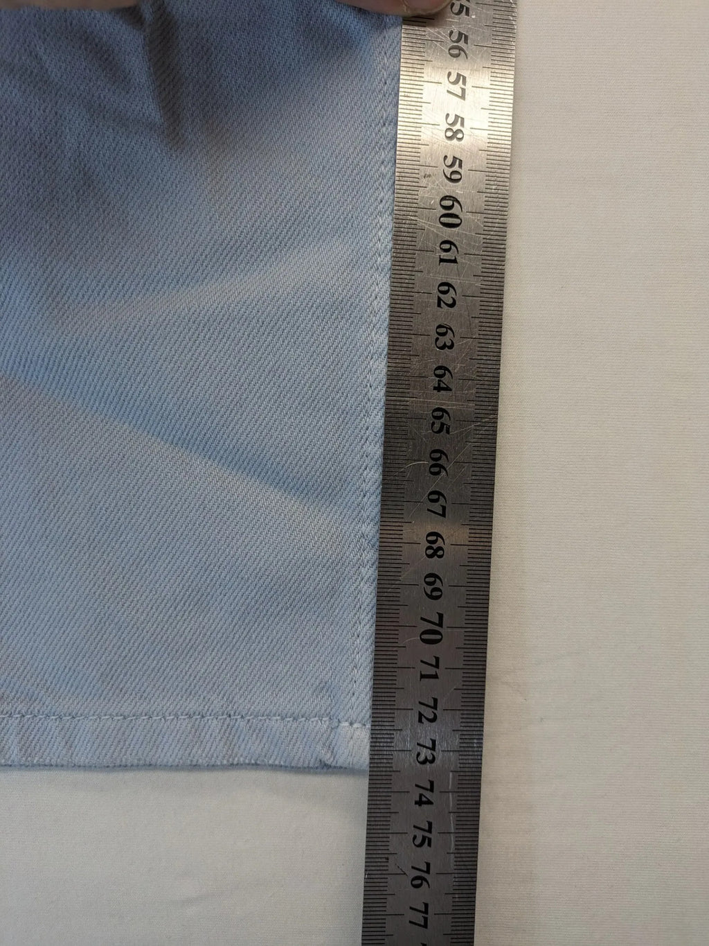 Esprit blue mom fit jeans high waist 5-pocket design with original tag.