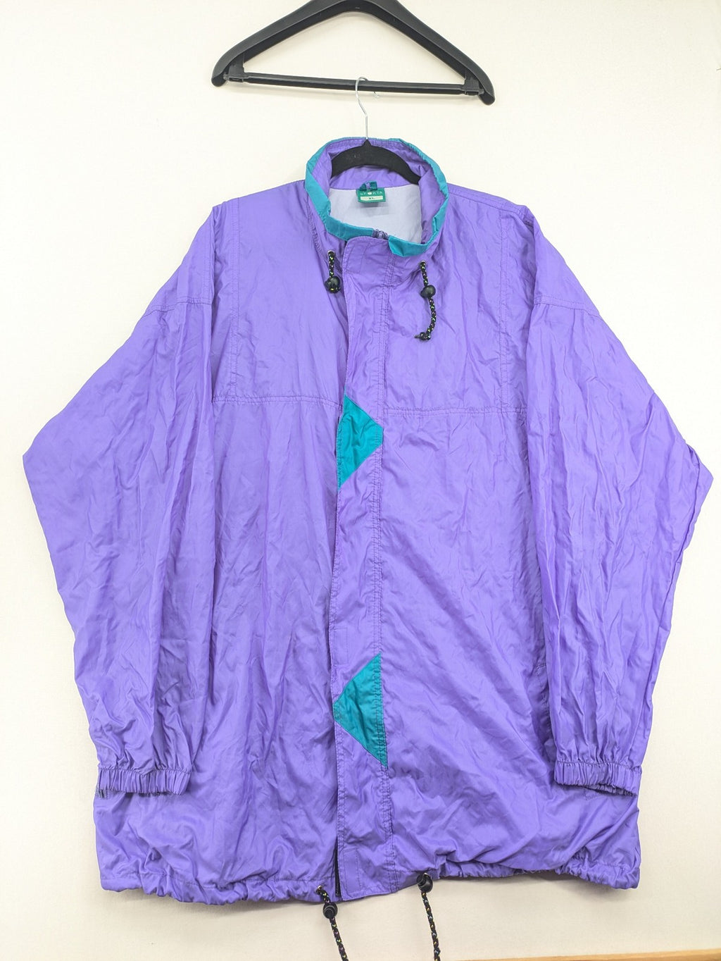 Linea blue and green vintage windbreaker jacket, 90s colorblock design, 100% polyamide.