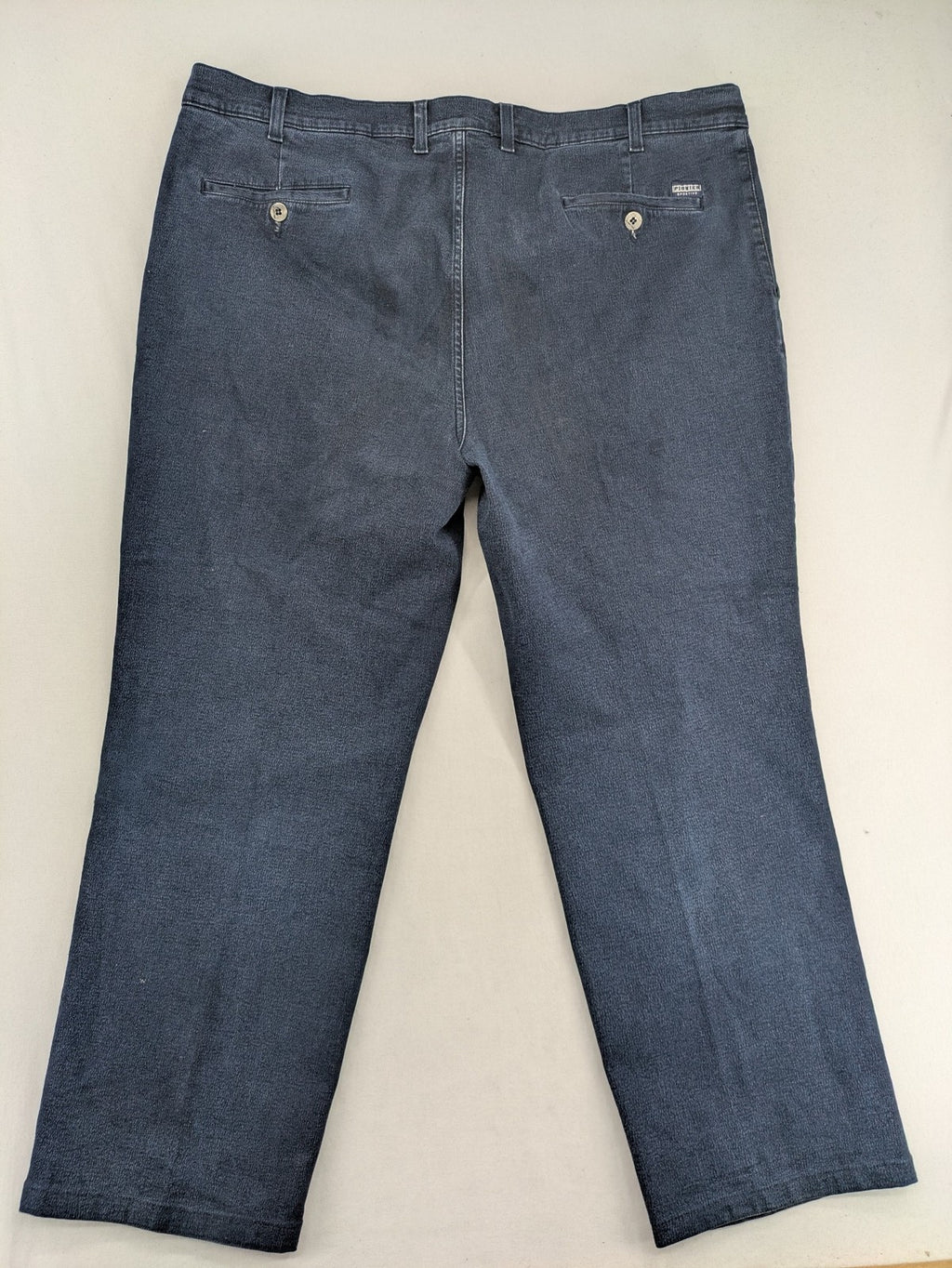 Pionier blue straight jeans with pleats, made from comfortable cotton stretch material.
