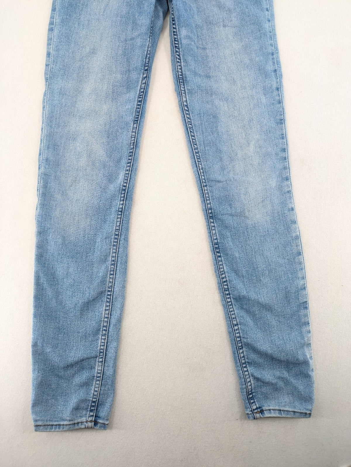 H&M Divided blue skinny jeans high-waist design five-pocket style stretch denim