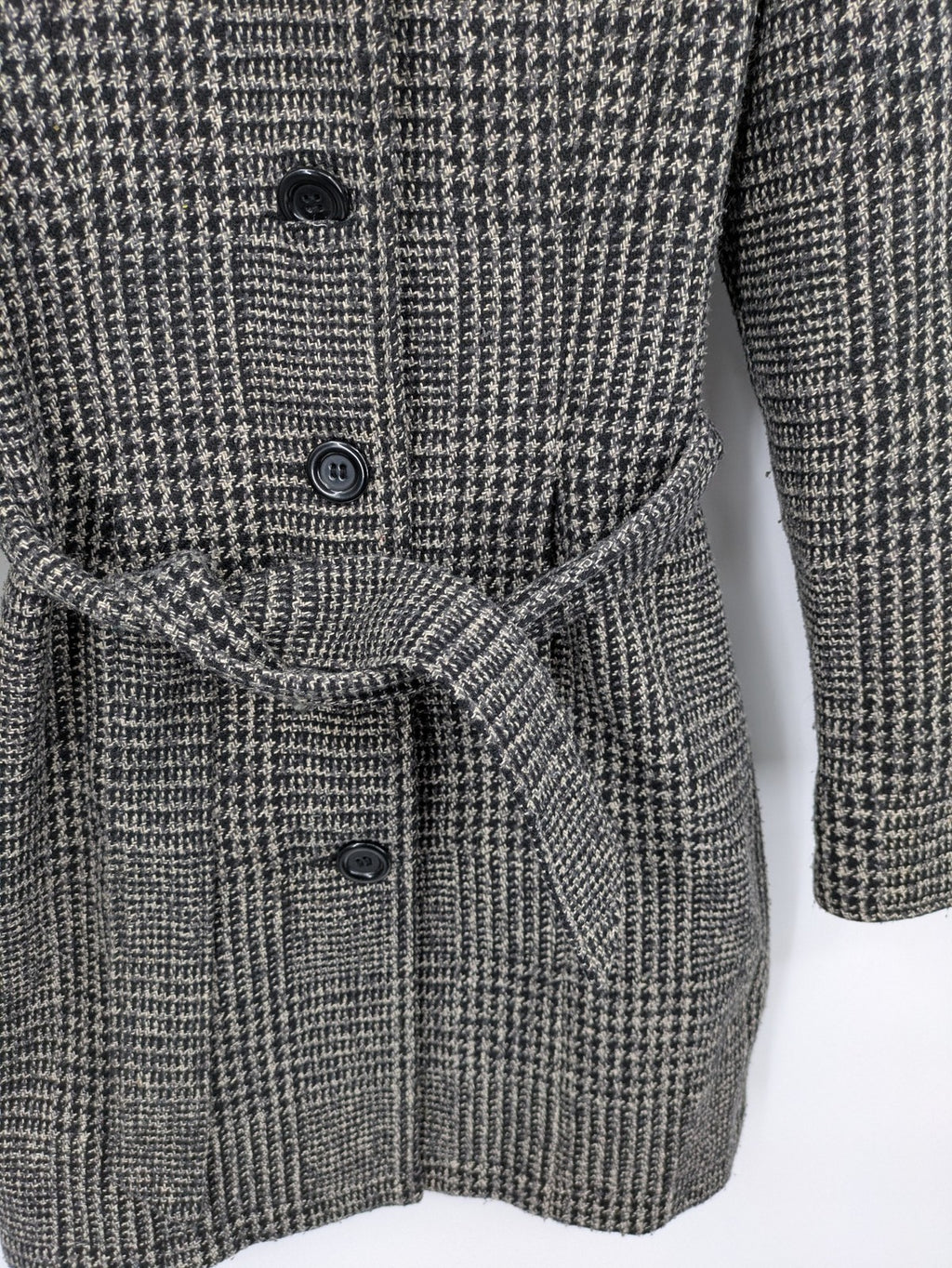 Xanaka beige trench coat houndstooth pattern wool blend with matching belt.