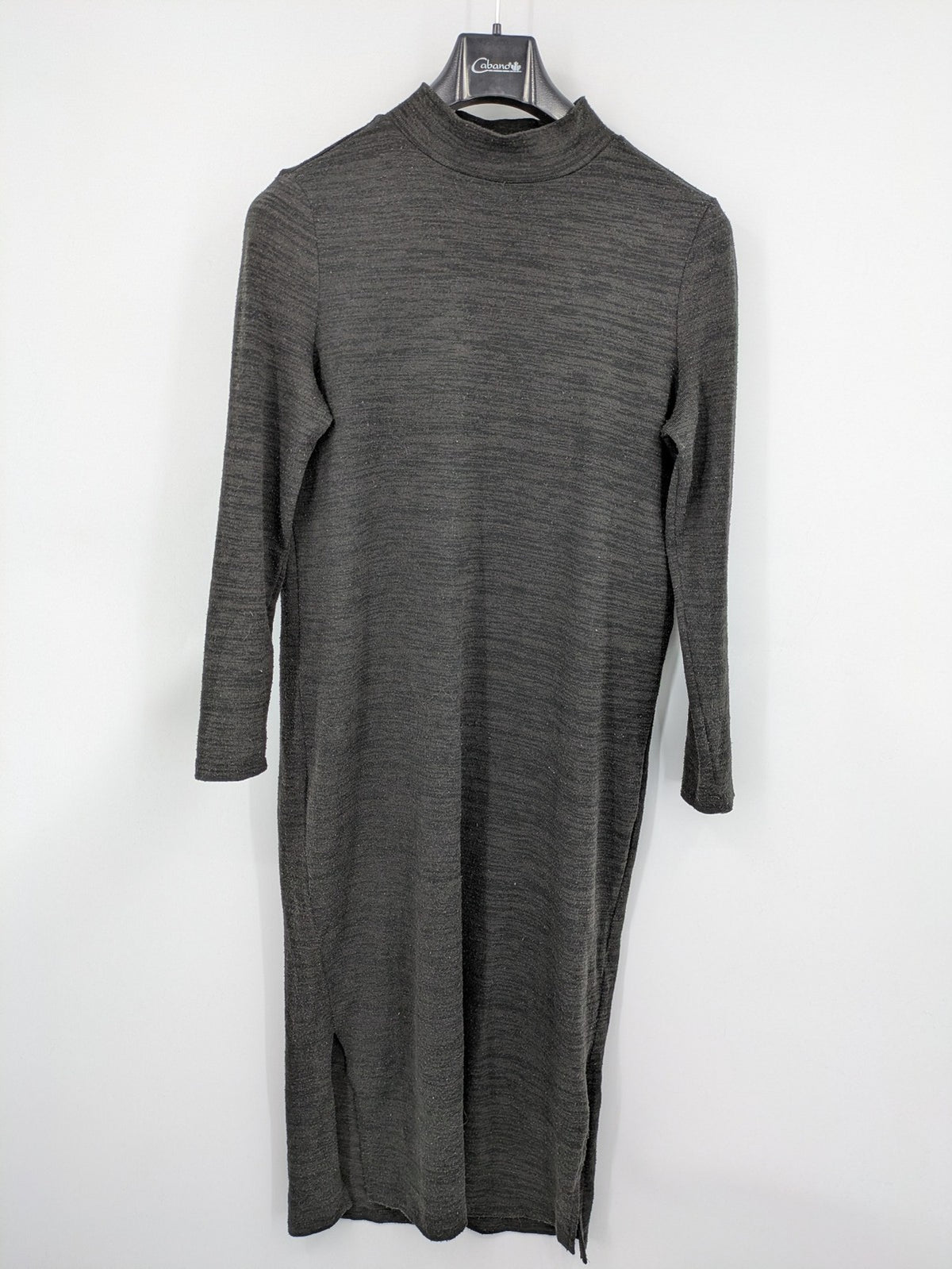 Vero Moda grey midi dress with long sleeves, standing collar, and side slits.