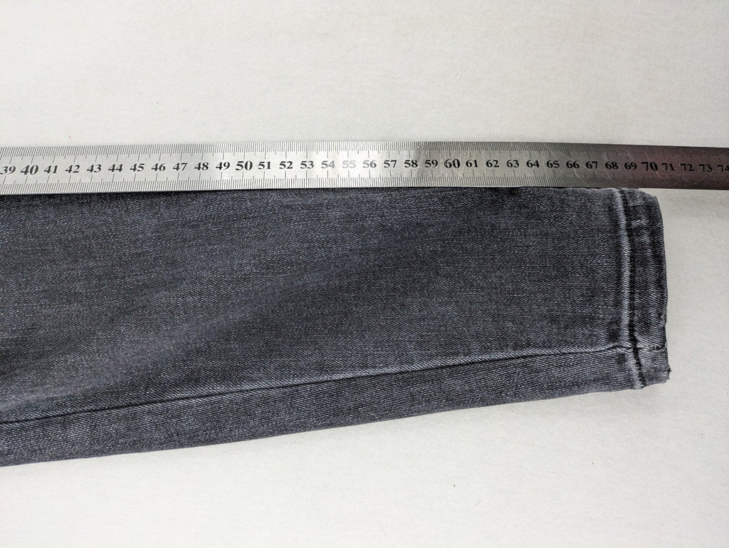Stradivarius grey skinny jeans super high waist distressed with classic five-pocket design.