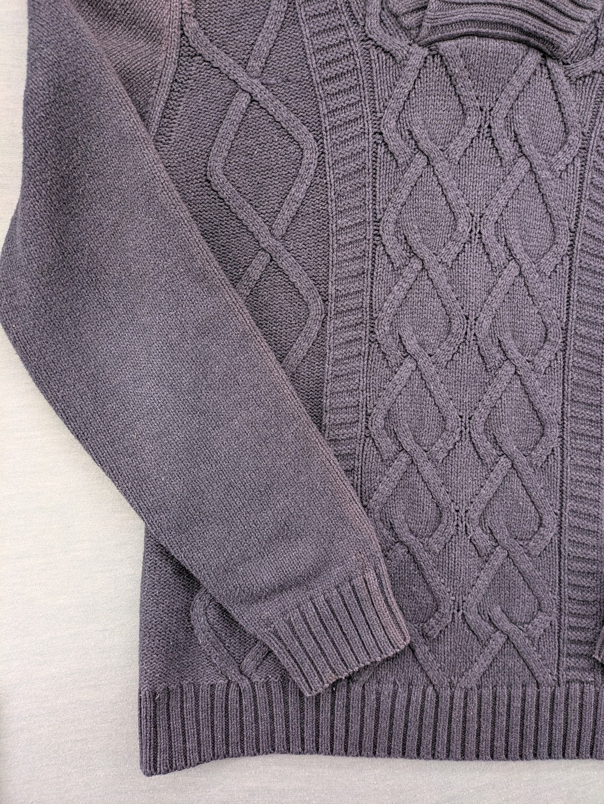 IZAC grey turtle neck jumper with cable knit pattern and used look finish.