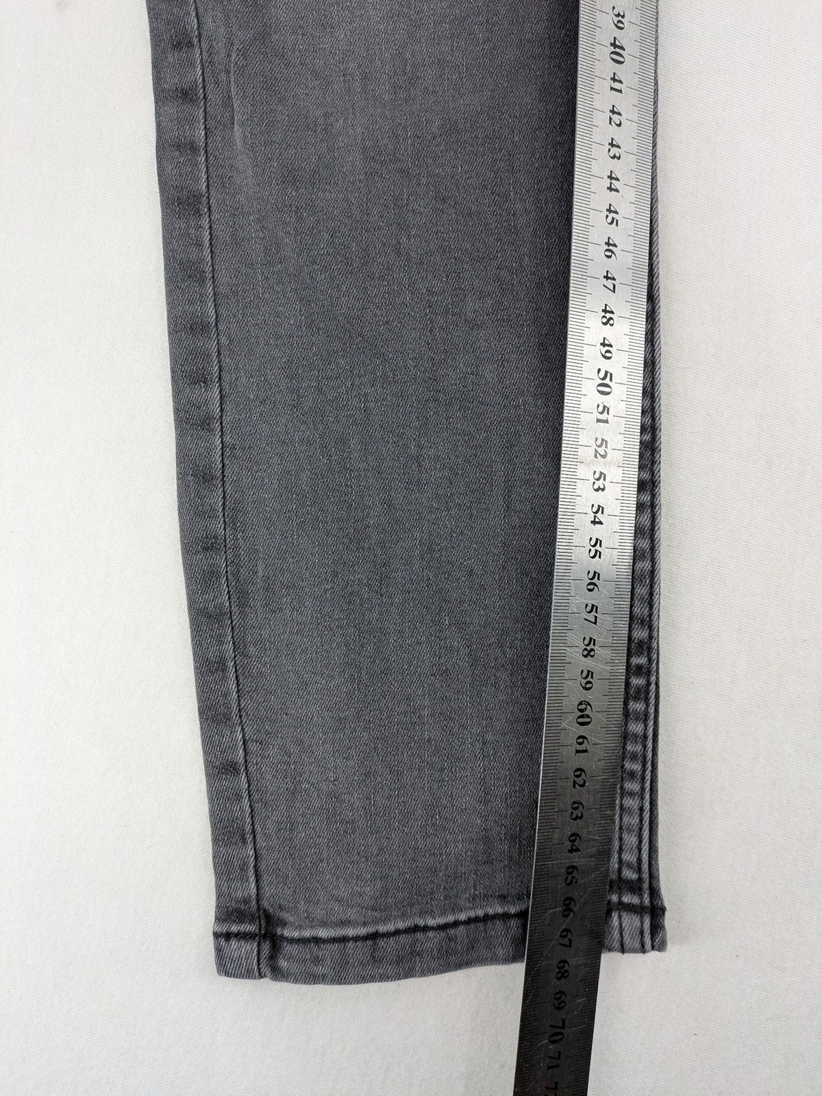 Pier One grey slim fit jeans with classic five-pocket design and washed stretch denim.