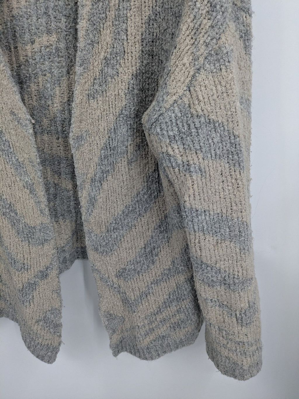 Via Appia beige cardigan zebra pattern soft knit long sleeves