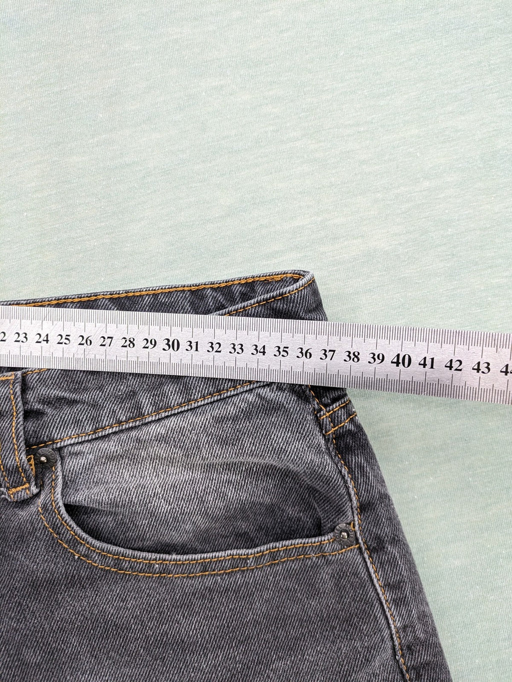 Motel grey wide leg baggy jeans with high waist and classic 5-pocket design.