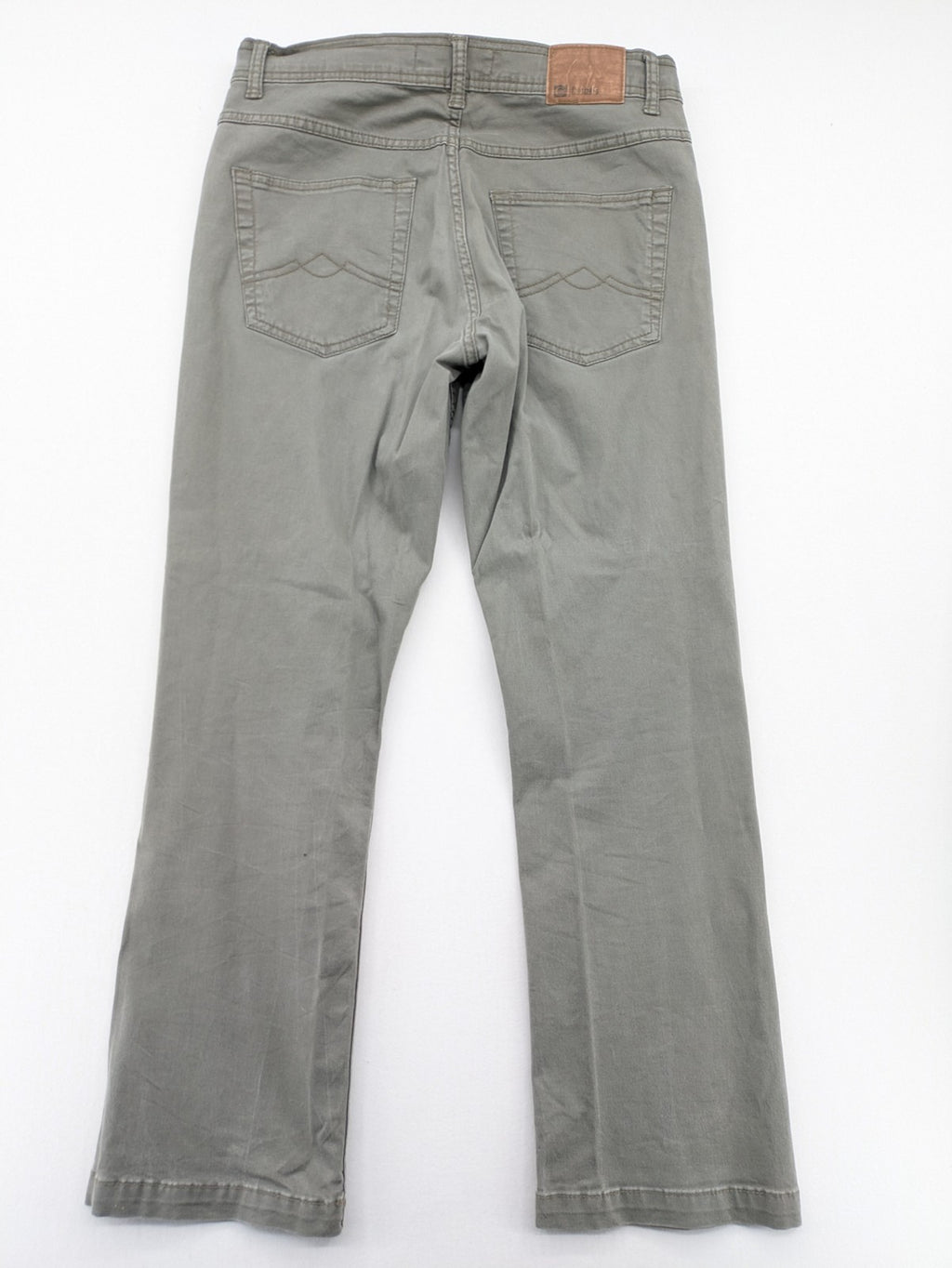 C&A pink chino pants classic 5-pocket style with zipper, made of stretch cotton.