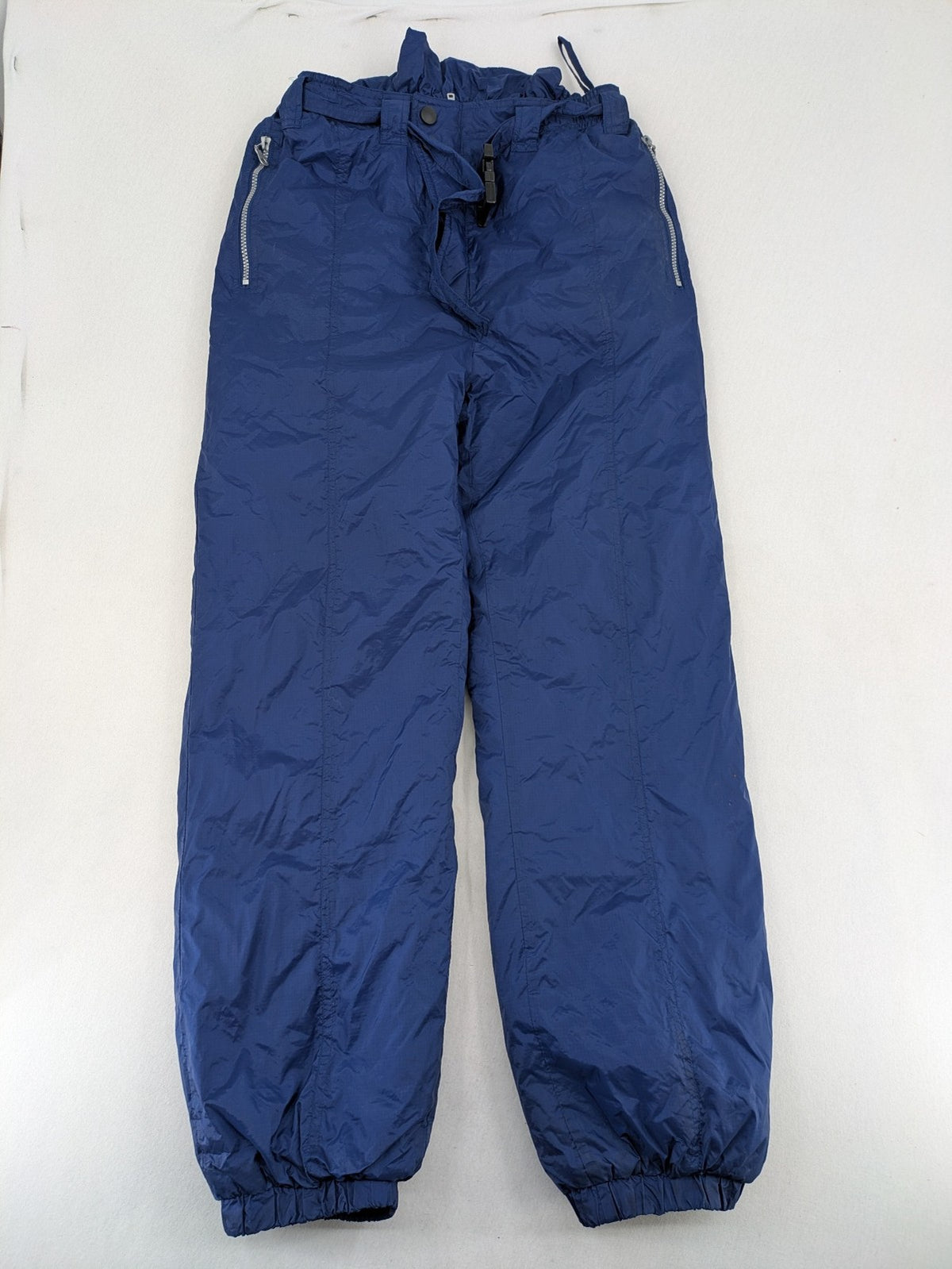 Shamp navy and yellow vintage ski jacket and pants set with retro design.