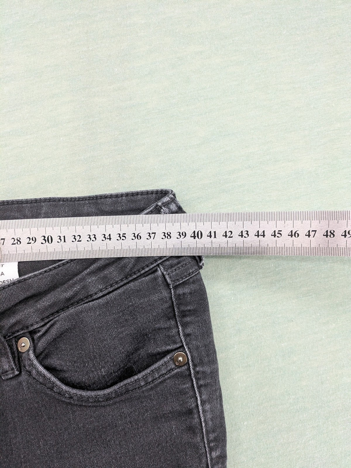H&M grey super skinny jeans low rise with stretch denim and classic design.