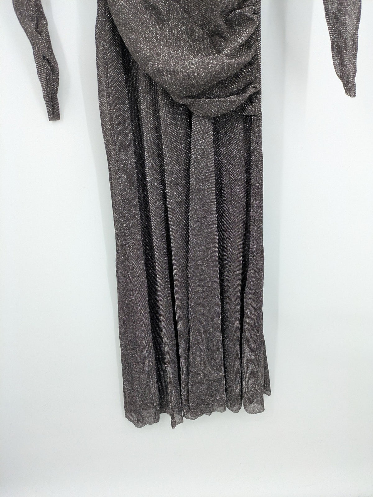 Abendkleid grey A-line dress metallic shimmer draped waist long sheer sleeves