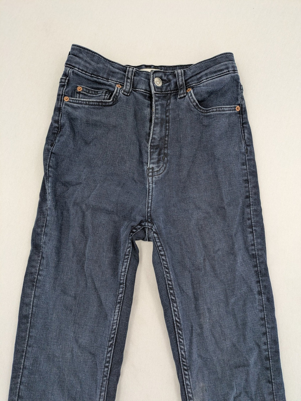 H&M blue skinny jeans high waist with classic 5-pocket design and stretch denim.
