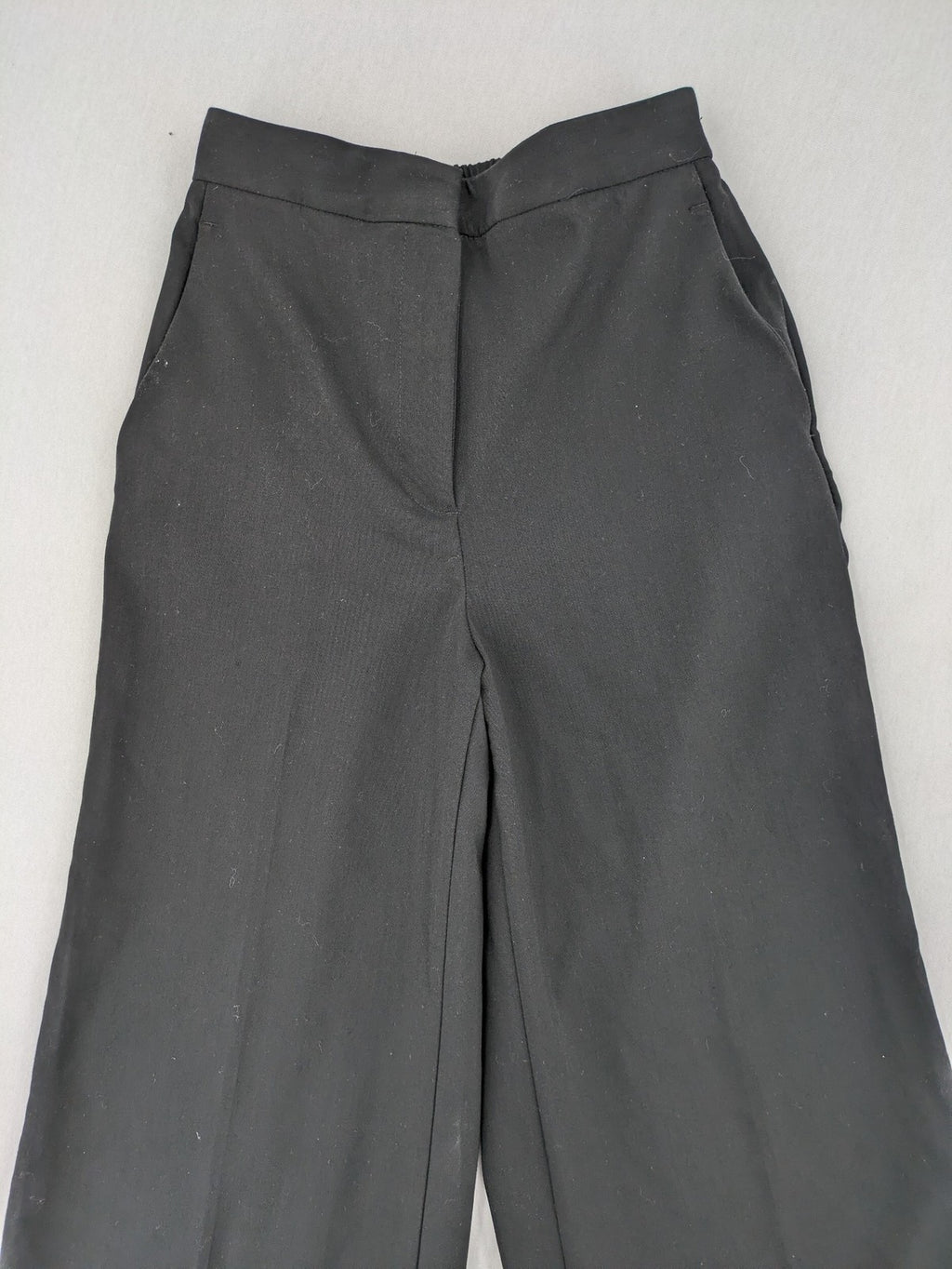 Zara black culotte pants high waist with elastic waistband and wide leg design.