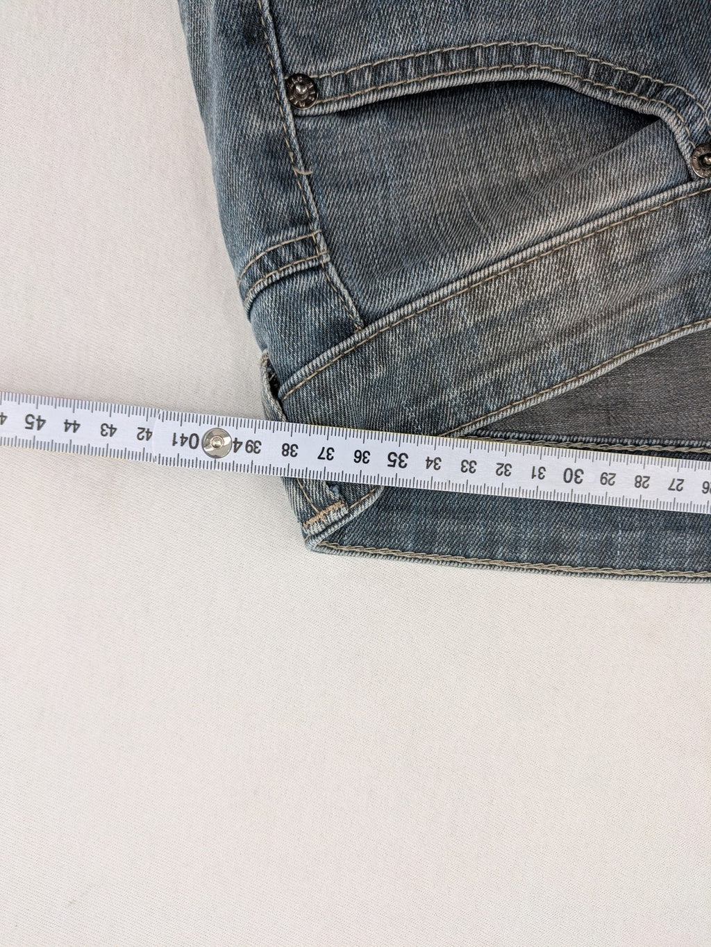 MAC straight jeans blue stretch denim 5-pocket design with zipper closure