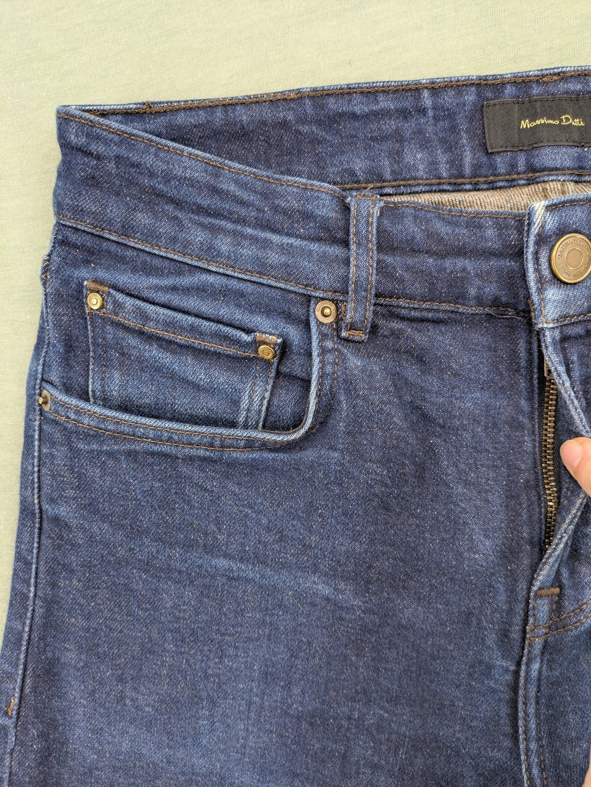 Massimo Dutti pink tapered fit jeans, stretch denim, classic design, versatile style.