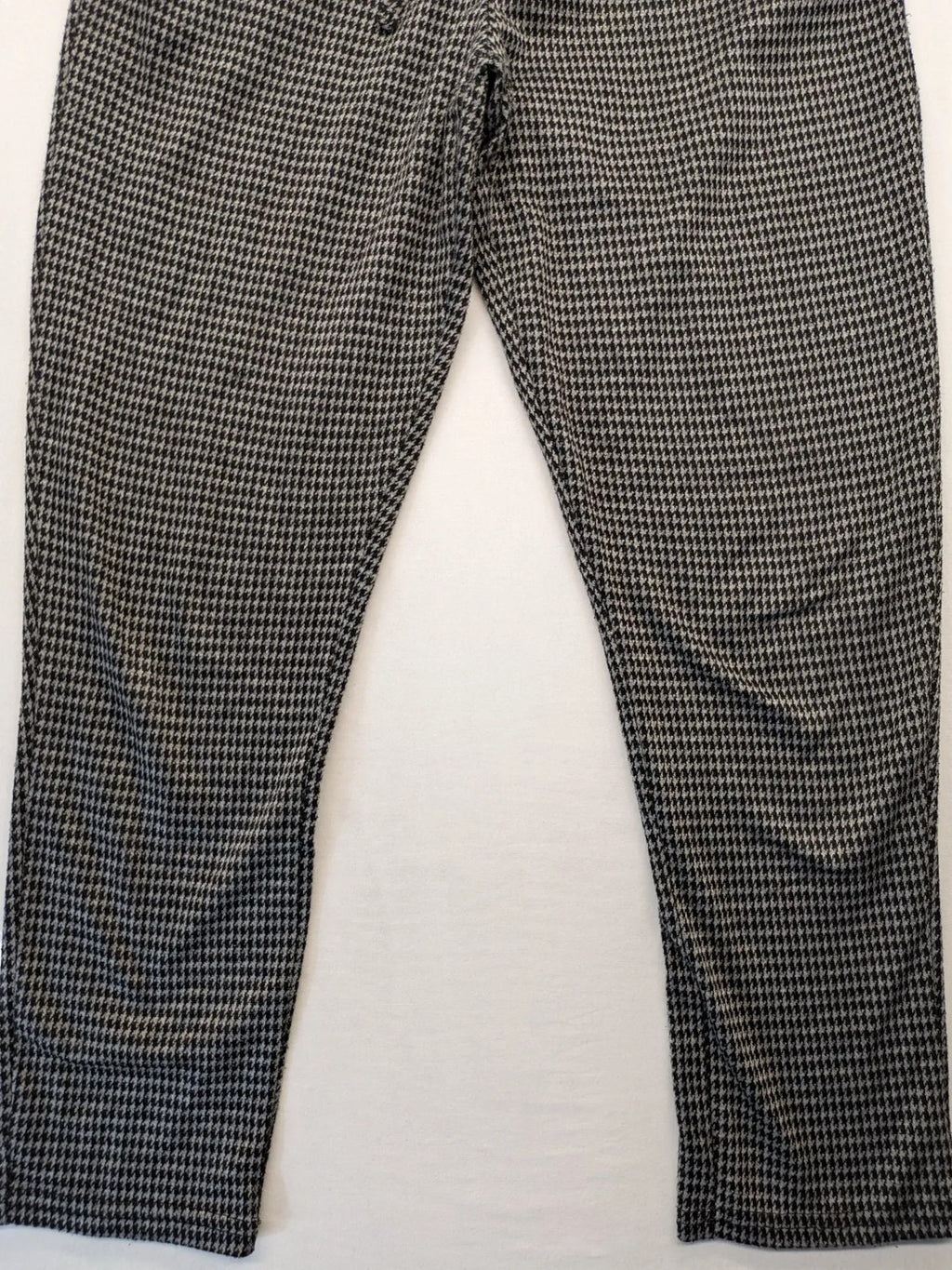 UP2FASHION beige and brown houndstooth pants with adjustable drawstring and soft stretch material.