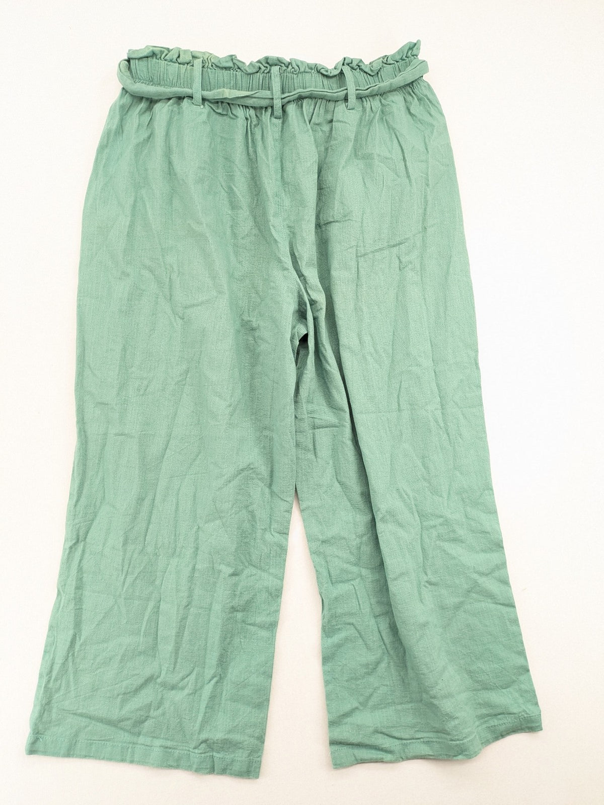 City Life pink culotte pants with paperbag waist and matching belt, cotton blend.