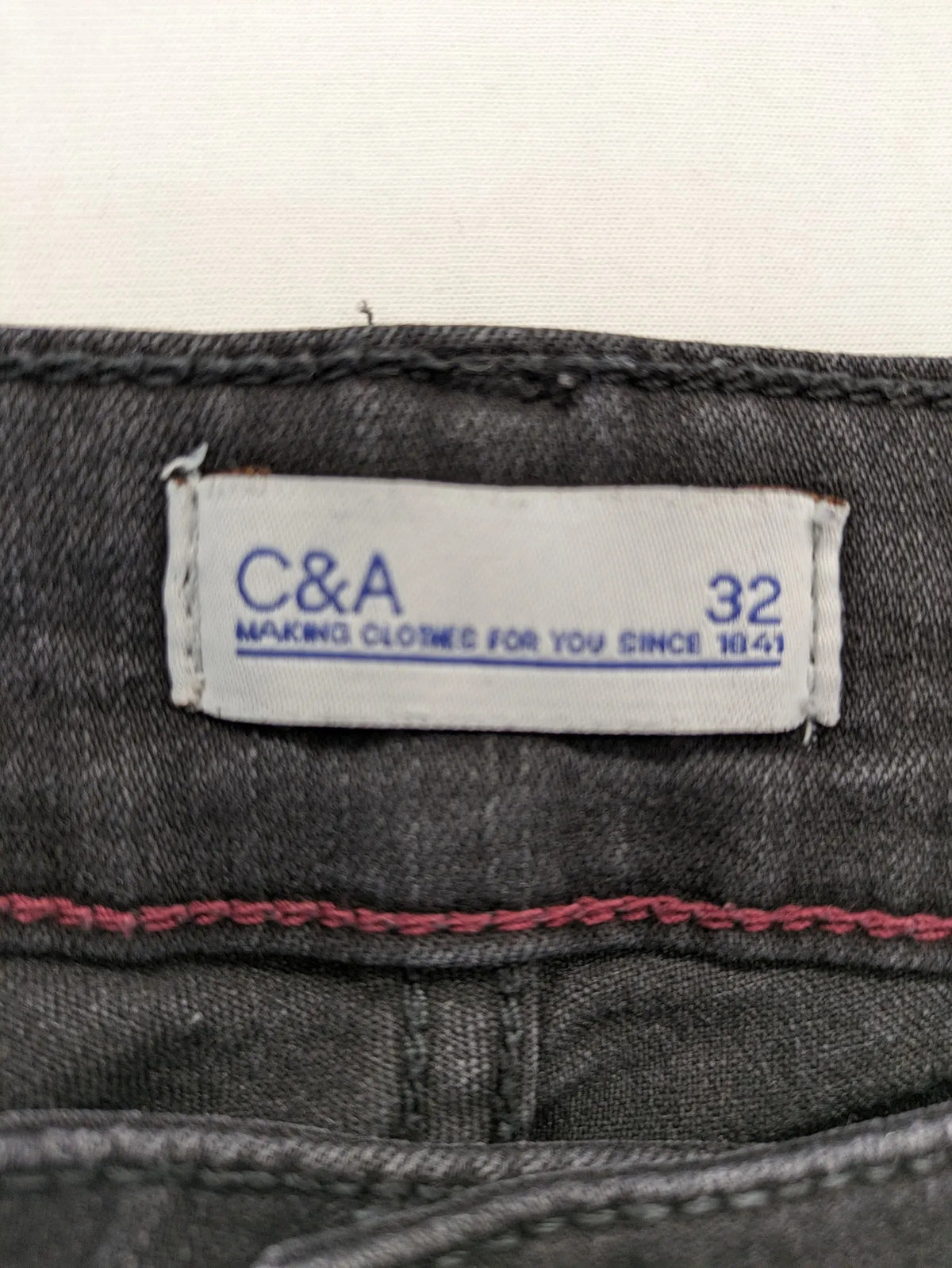 C&A grey straight jeans five-pocket design made from cotton blend with stretch.