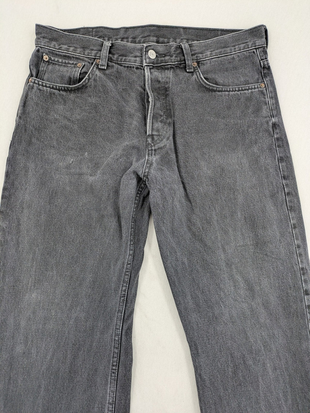 Weekday grey straight jeans washed denim with button fly and classic fit.