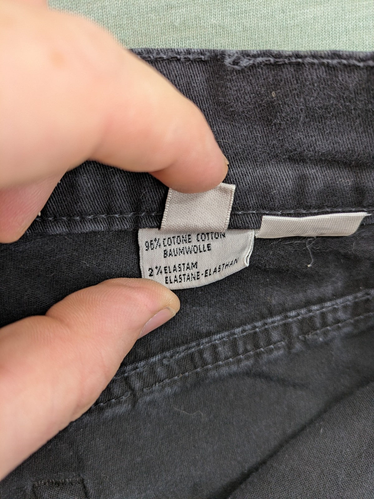 Jack & Sons grey straight jeans with classic 5-pocket design and cotton-elastane blend.