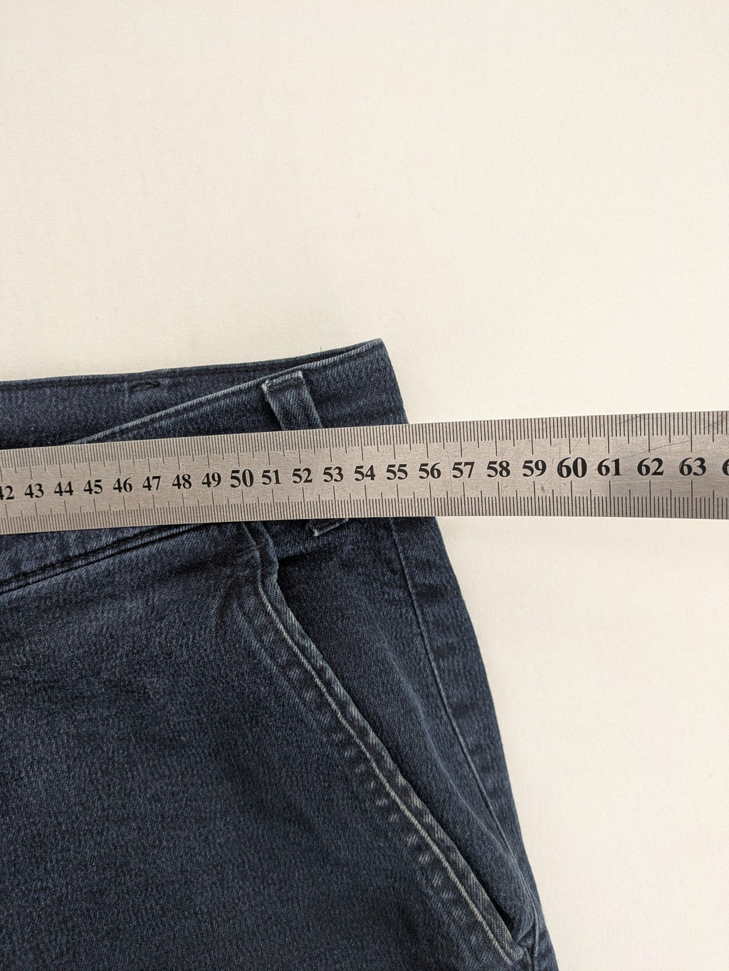 Pionier blue straight jeans with pleats, made from comfortable cotton stretch material.