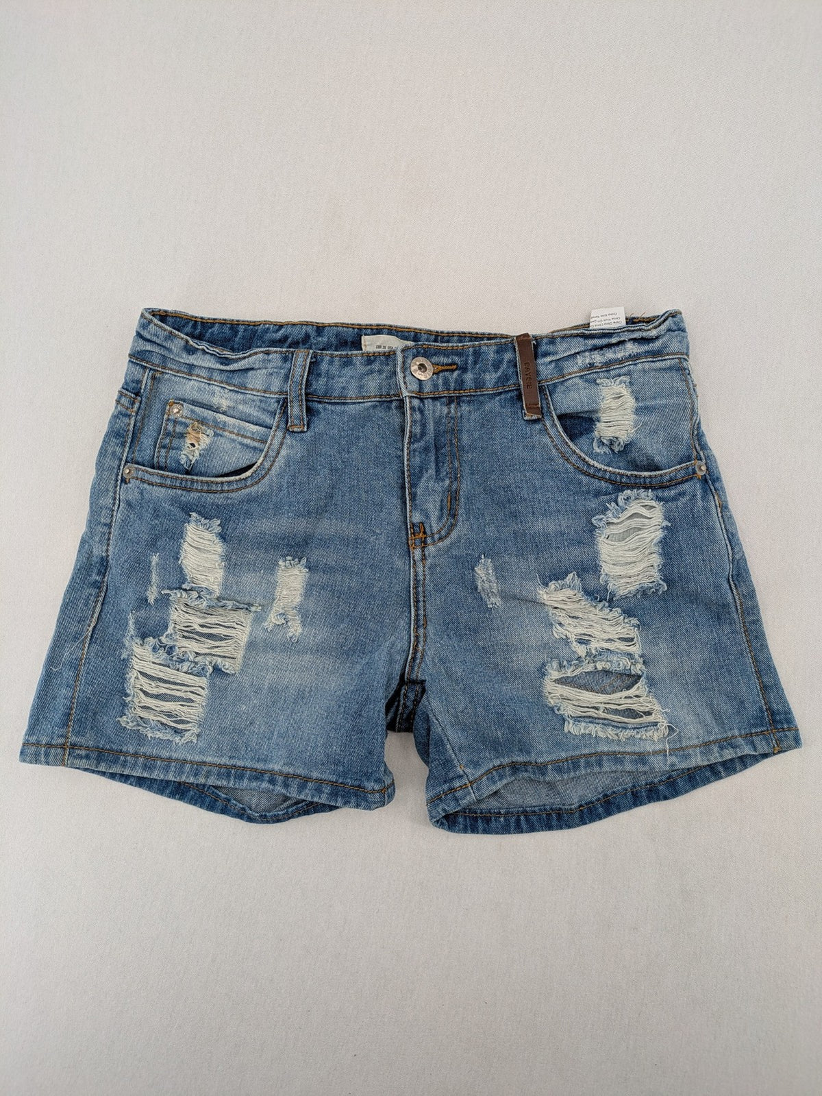 Daysie blue boyfriend jeans shorts with distressed rips and classic 5-pocket design.