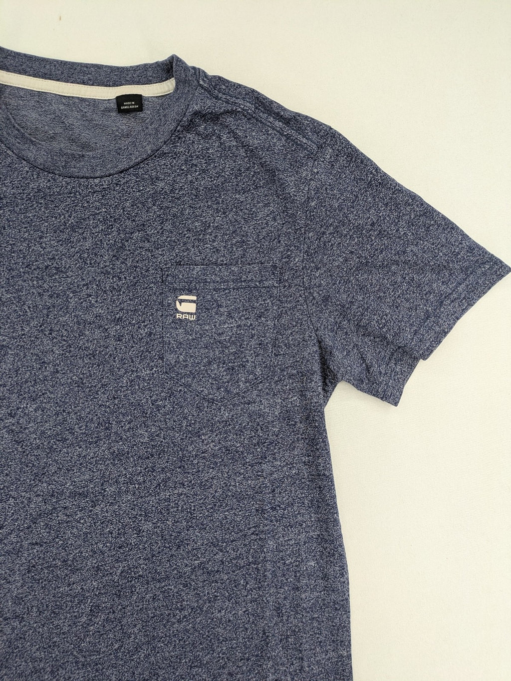 G-Star Raw blue melange t-shirt with round neck and logo chest pocket.