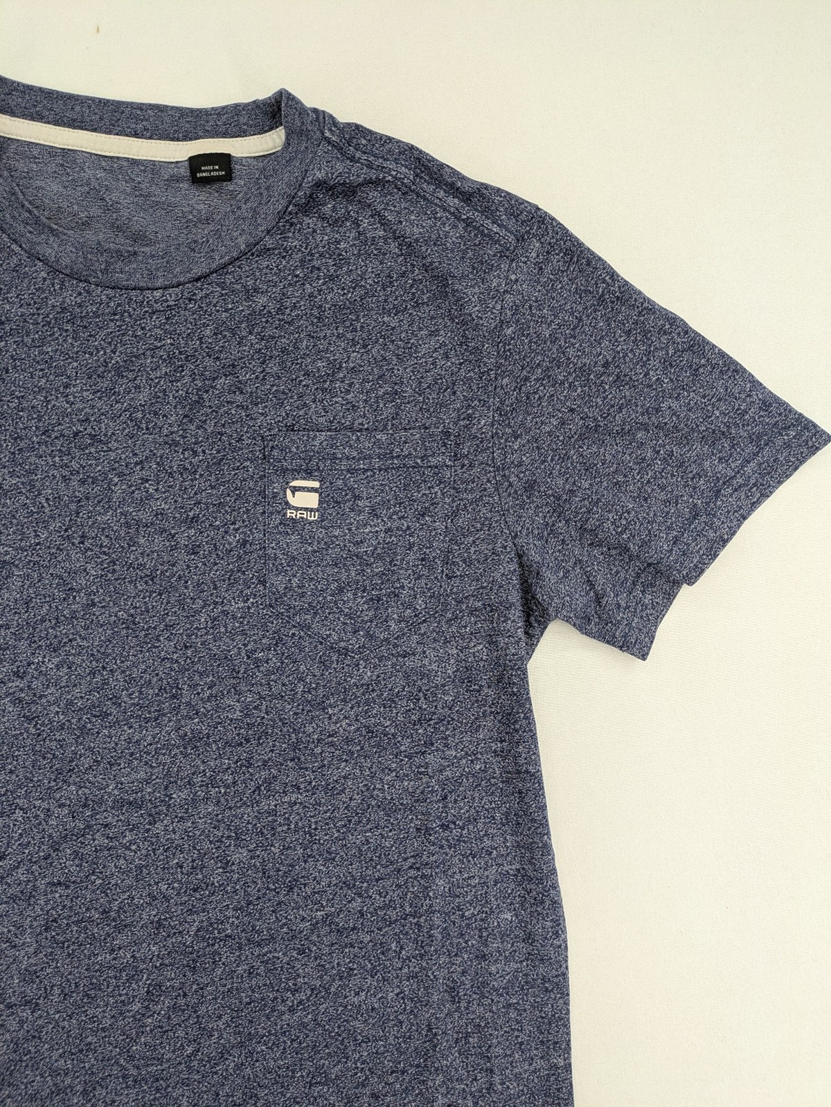G-Star Raw blue melange t-shirt with round neck and logo chest pocket.
