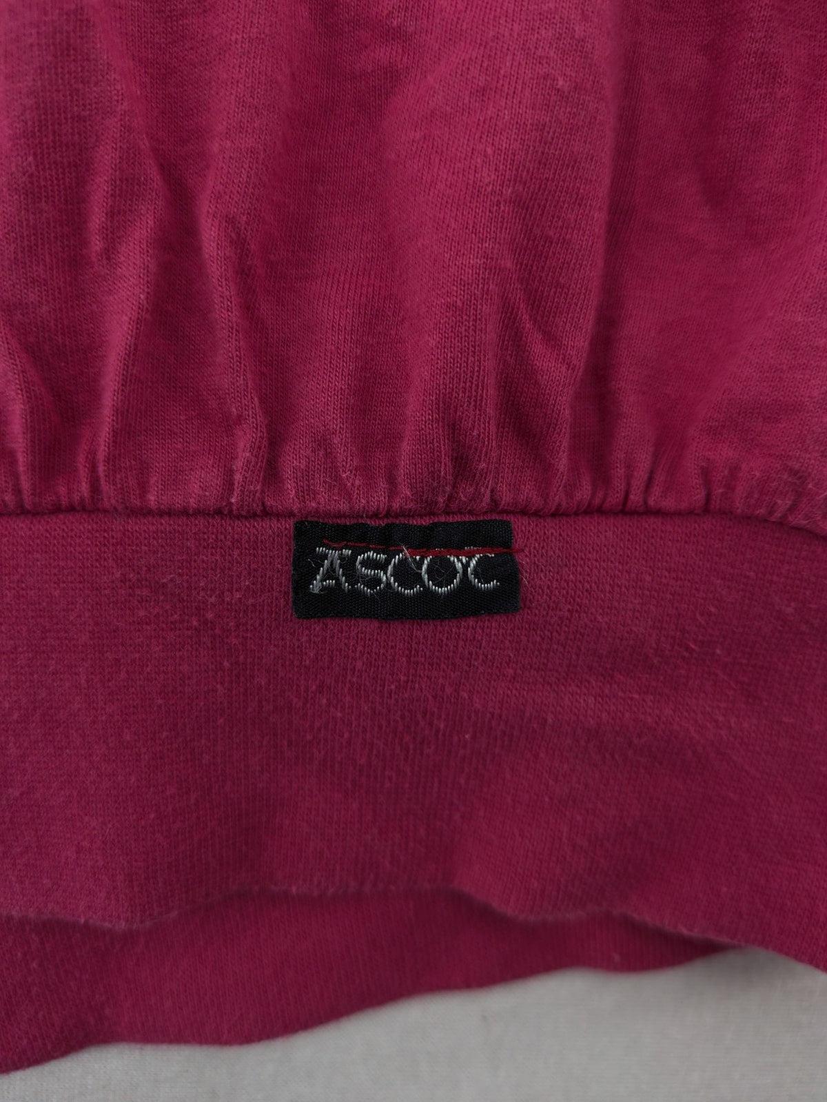 Ascot vintage sweatshirt black and pink with graphic patterns and elastic hem.
