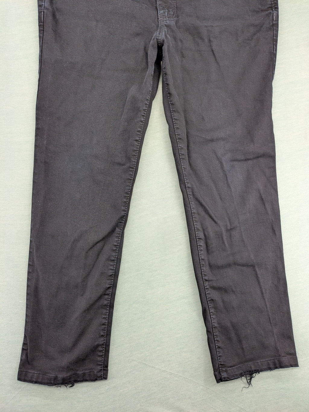Joker grey straight jeans with double saddle stitch detail and classic 5-pocket design.